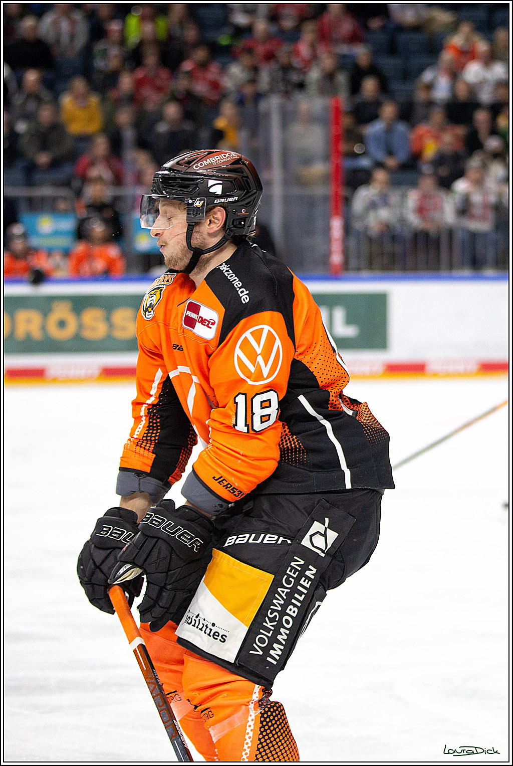 PENNY DEL; Koelner Haie- Fishtown Pinguins Bremerhaven; Koeln, 25.11.2021